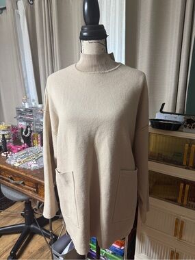 Chico's Cream Mock Neck Tunic Sweater with Pockets